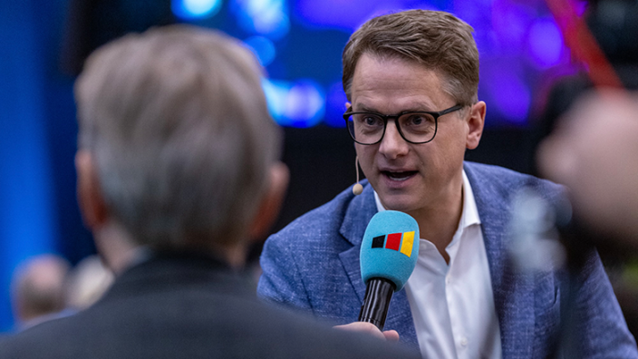 „Einfach mal machen“-Tour mit Carsten Linnemann am 19.01.26 in Neumünster. / Foto: Sönke Ehlers